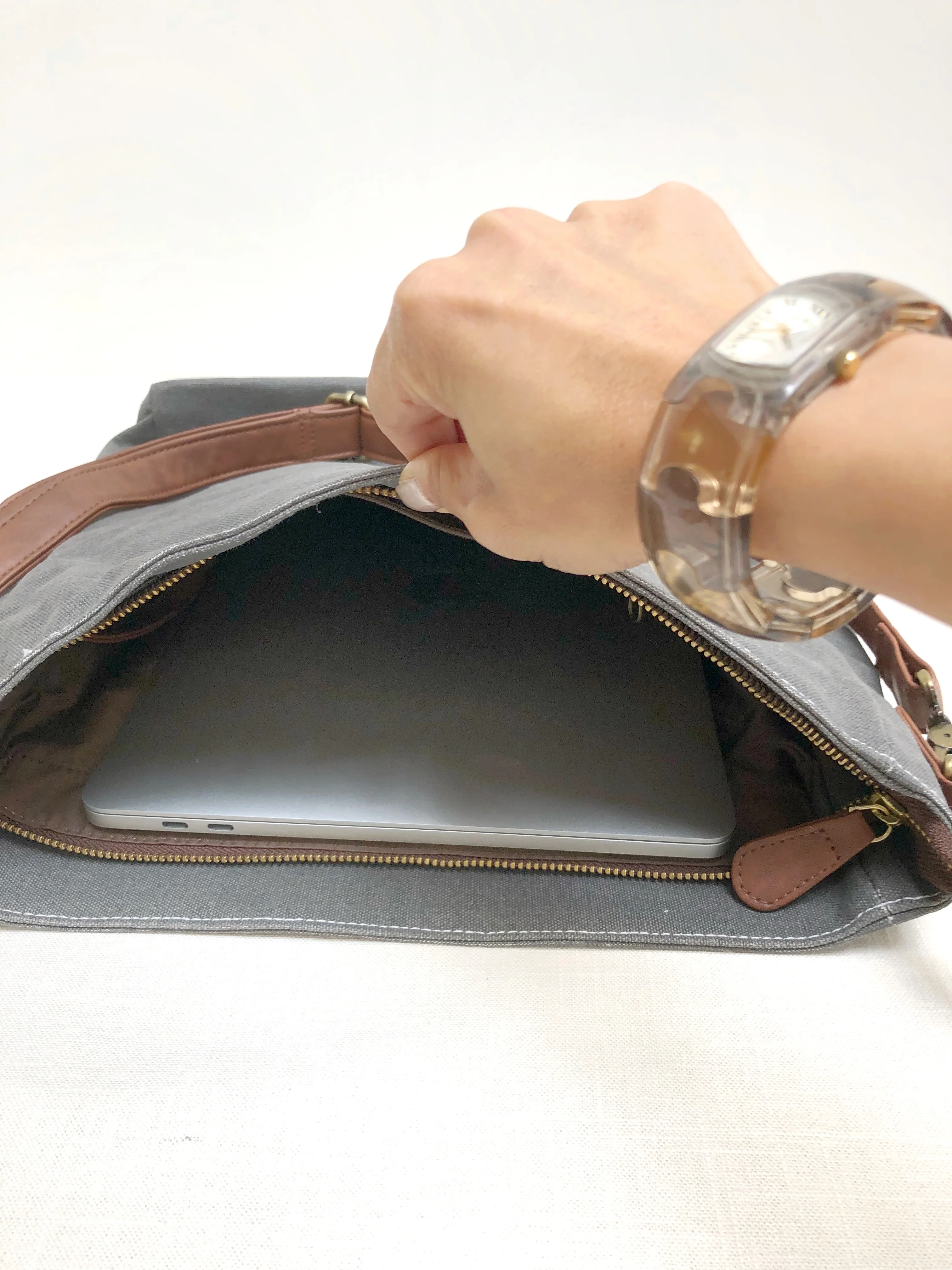 Crossbody Bag - Echo Charcoal - Image 3