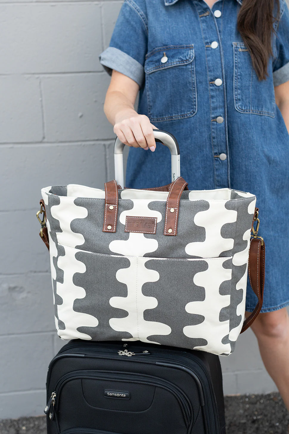 Essential Tote - Echo Charcoal - Image 3