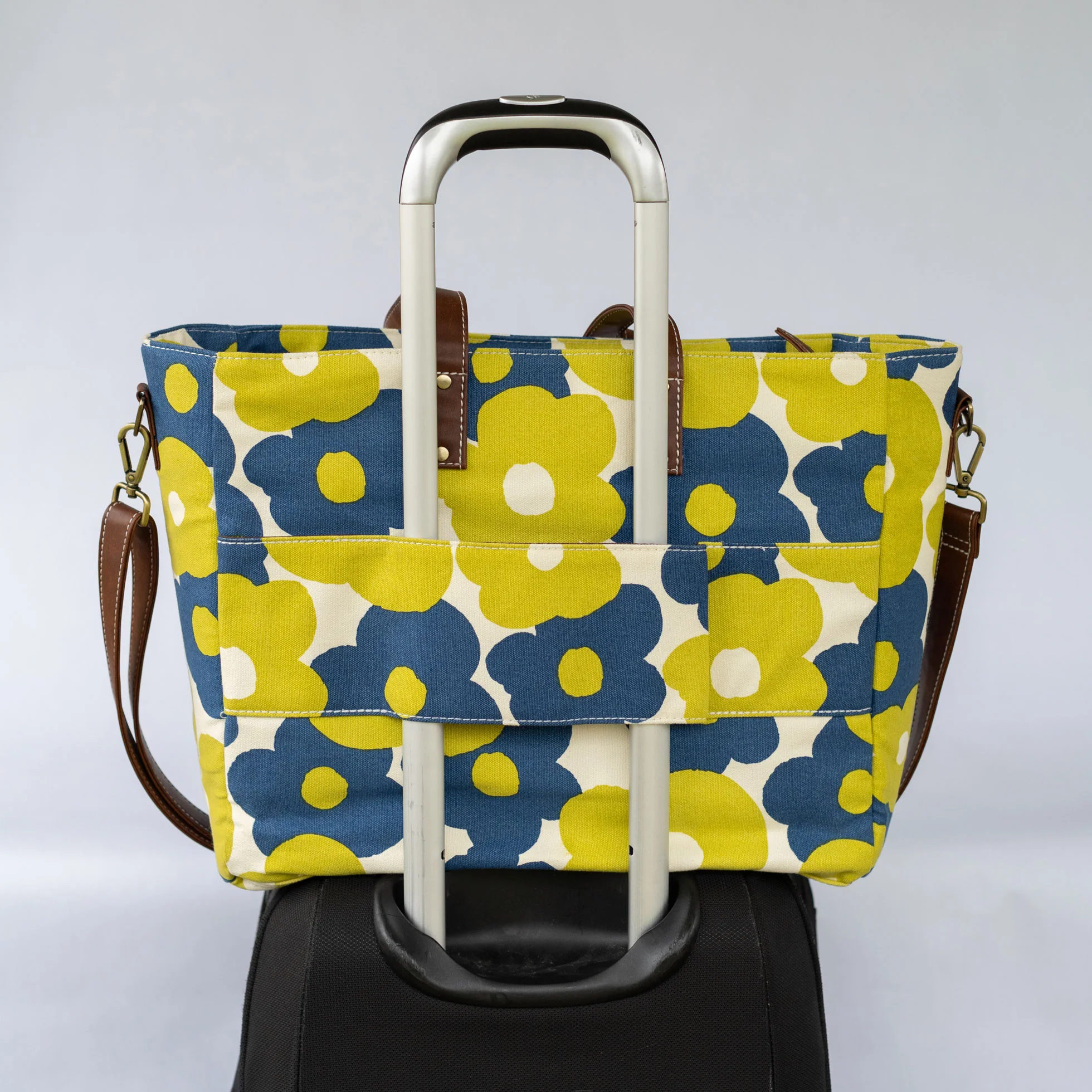 Essential Tote - Mendocino - Image 4