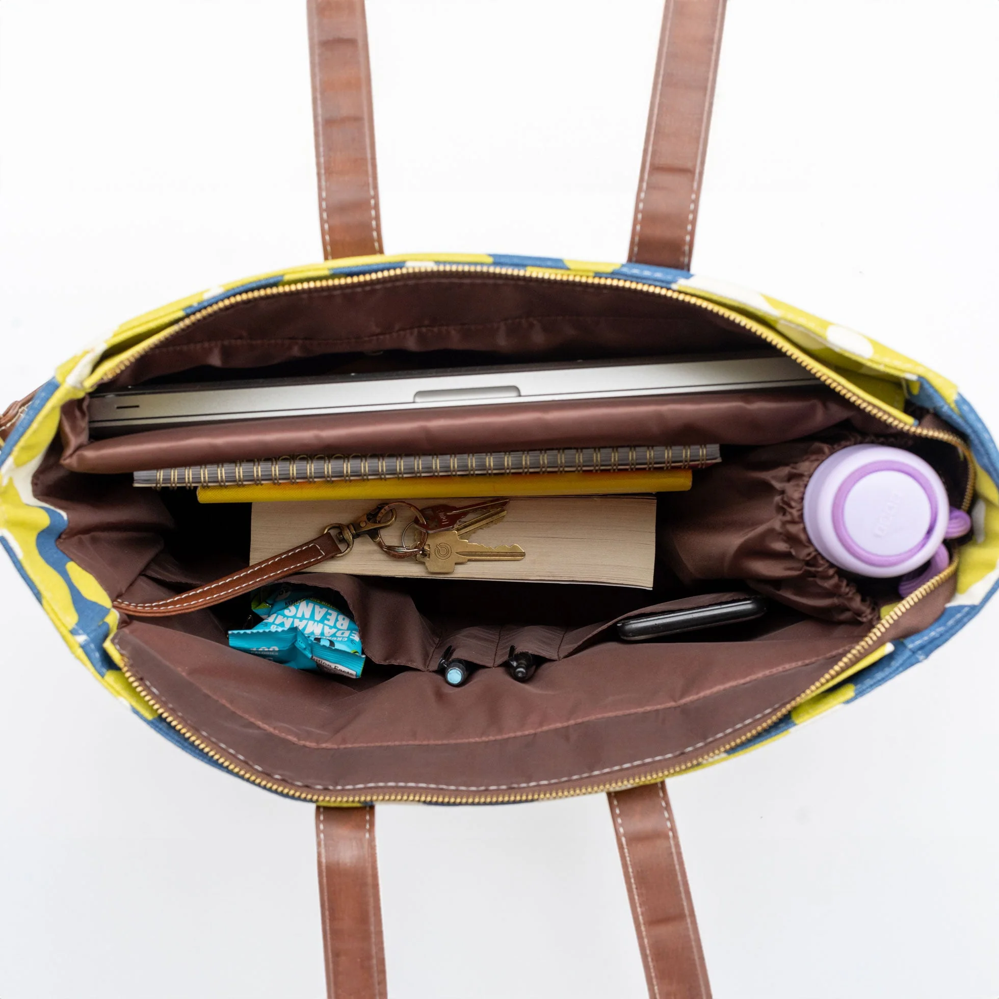 Essential Tote - Plaka - Image 6