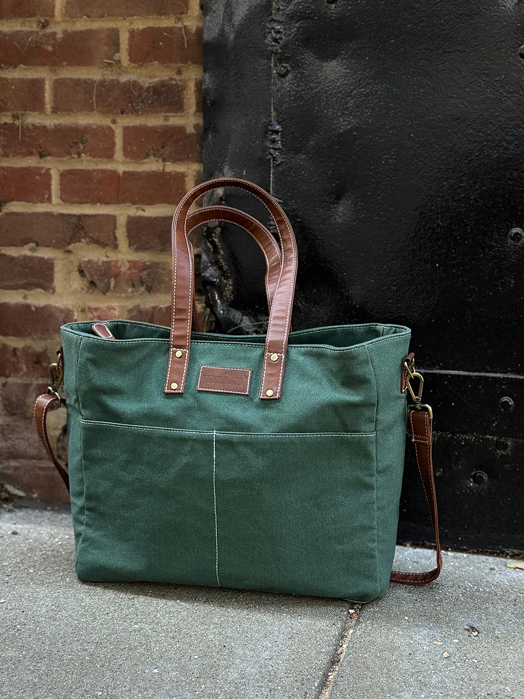 Essential Tote - Waxed Hunter Green - Image 10