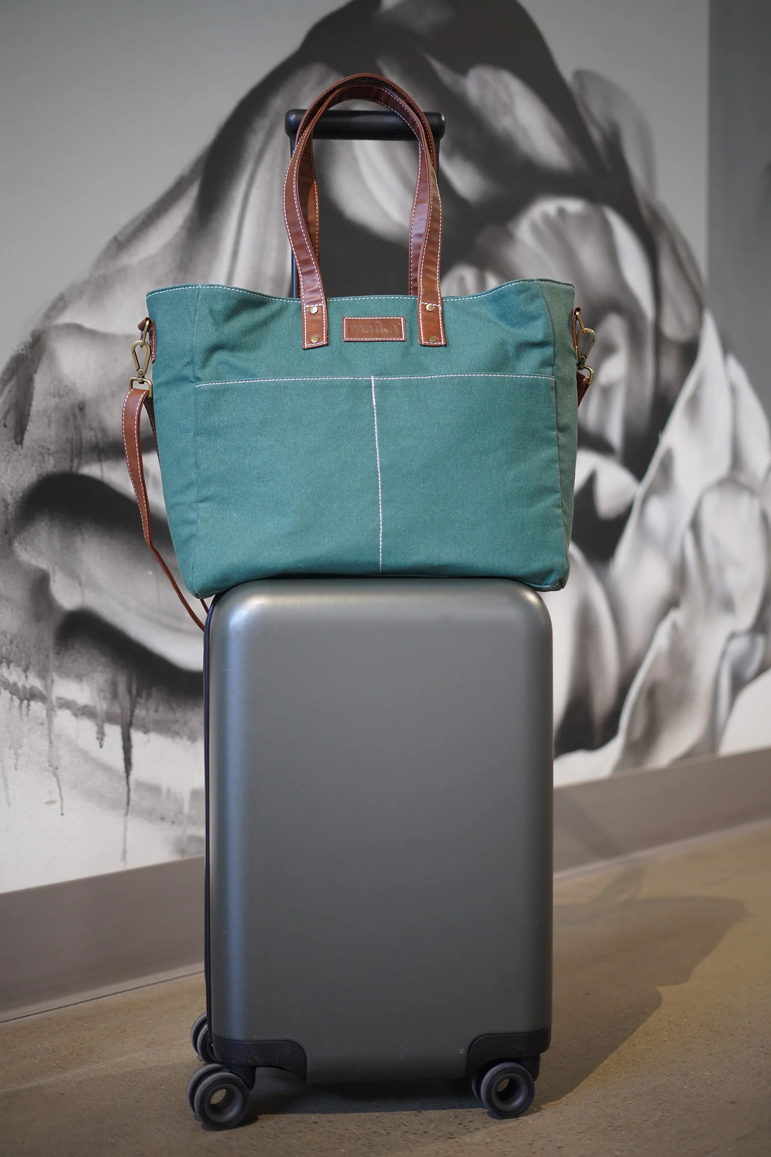 Essential Tote - Waxed Hunter Green - Image 3