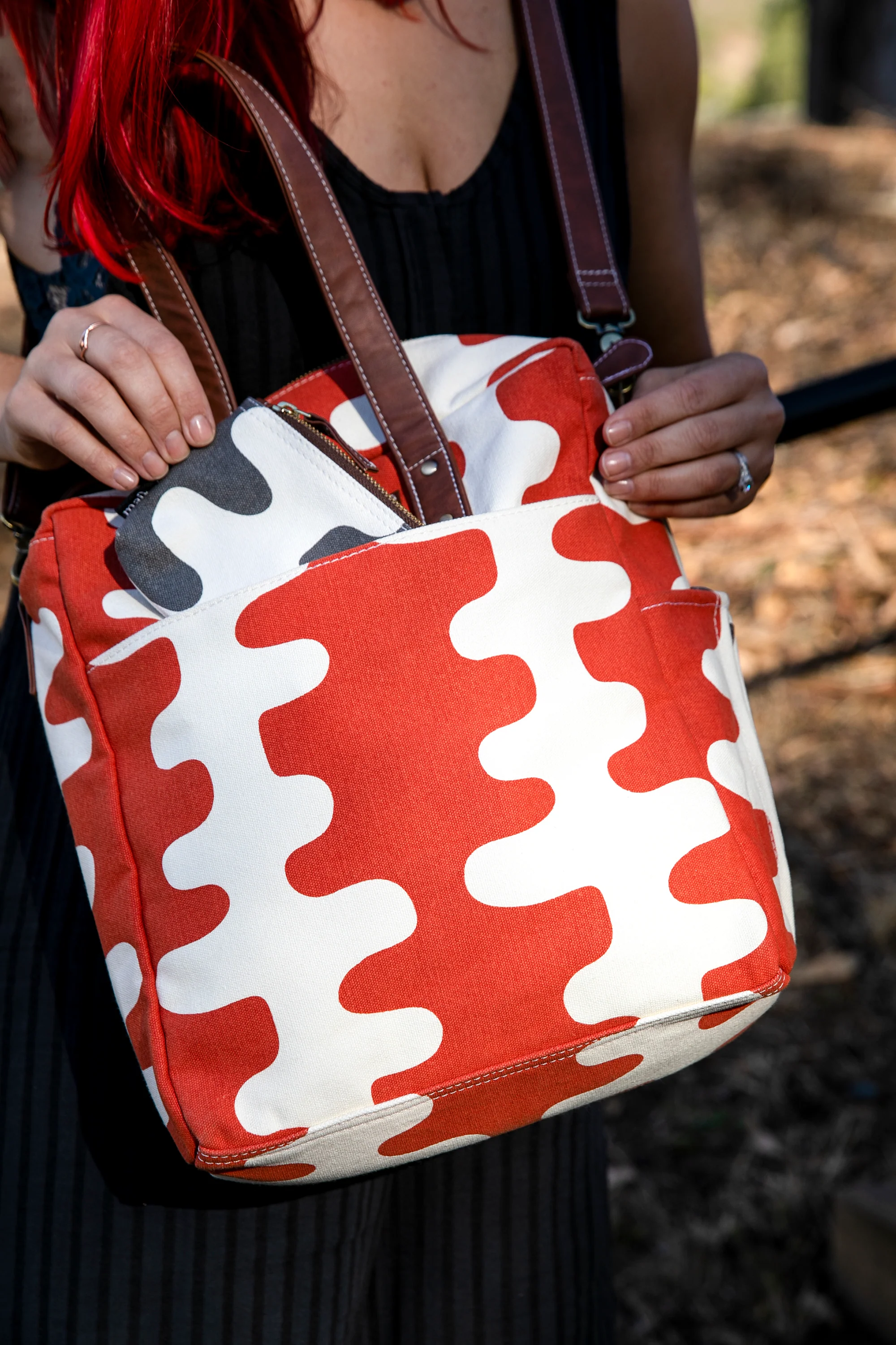 Commuter Tote - Echo Tangerine - Image 12